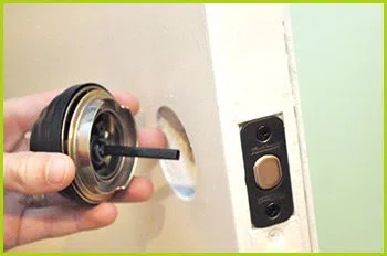 Expert Locksmith Services Pikesville, MD 410-487-9520 - 12-changing-locks