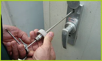 Expert Locksmith Services Pikesville, MD 410-487-9520 Expert Locksmith Services Pikesville, MD 410-487-9520 - 15-emergency-locksmiths