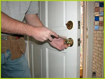 Expert Locksmith Services Pikesville, MD 410-487-9520 - 9-locks-change